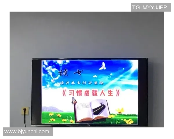 刘娜独家揭秘足球技巧与心得分享助你提升球技与战术理解